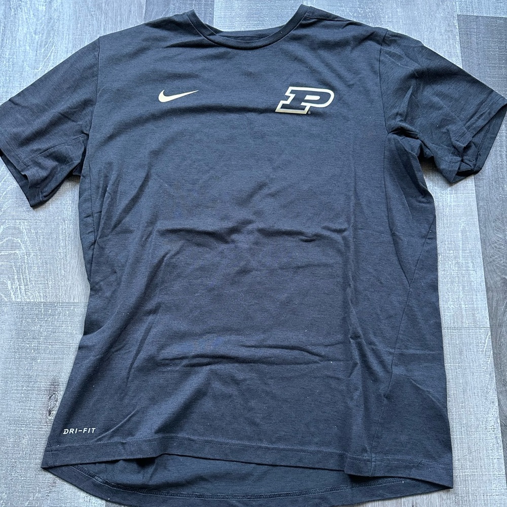 NIKE PURDUE UNIVERSITY TSHIRT